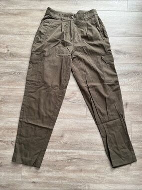 Old Navy Olive Cargo Tapered Pants